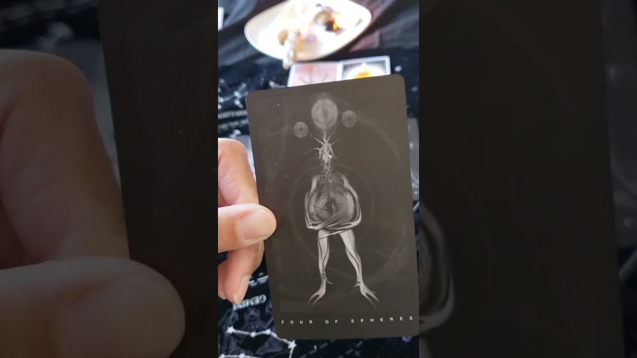 Lecture de tarot pour la pleine lune